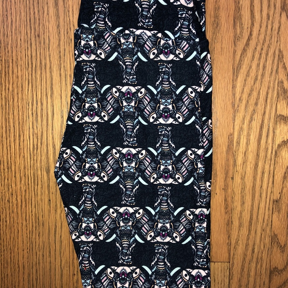 Sale 3/$15! LuLaRoe elephant os leggings